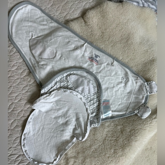Swaddle Me Swaddle, gray & white, zip bottom - Picture 4 of 14